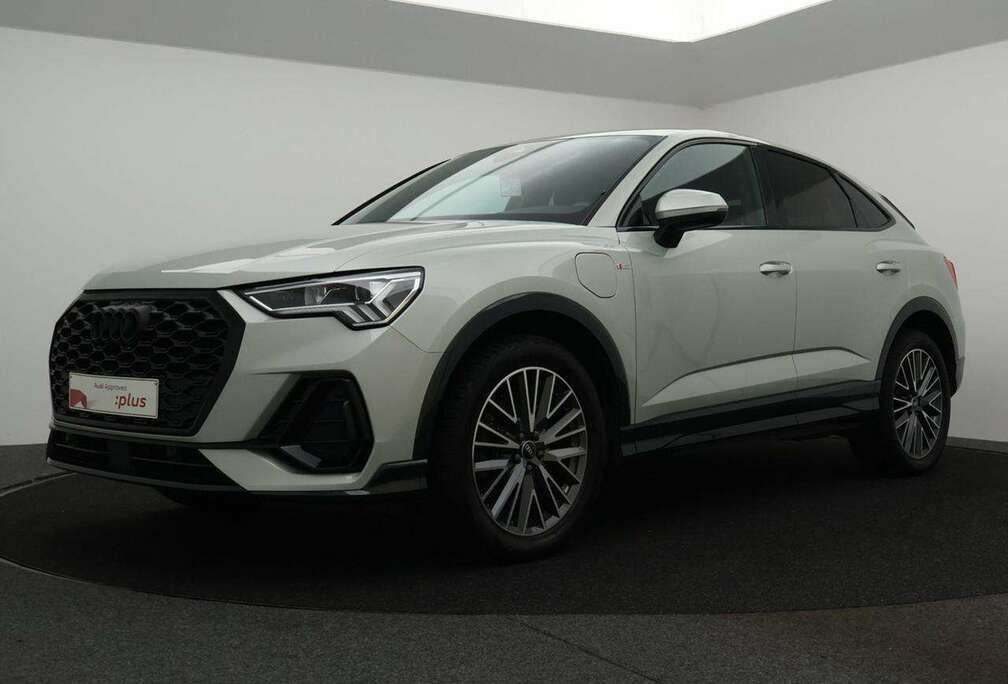 Audi 45 TFSIe S line S tronic 245PK *ZETELVERWARMING*CAMERA*TREKHAAK*PDC*...*