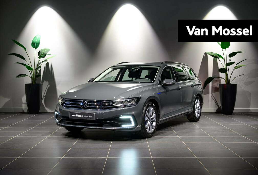 Volkswagen 1.4 GTE 218pk PHEV NAVI  LED  Apple Car Play