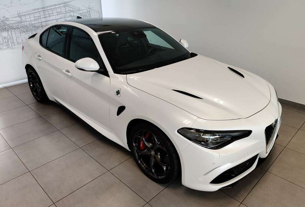 Alfa Romeo Giulia 2.9 Bi-Turbo