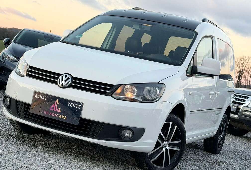 Volkswagen 1.6TDI - 5 PLACES - AIR CO - BLUETOOTH