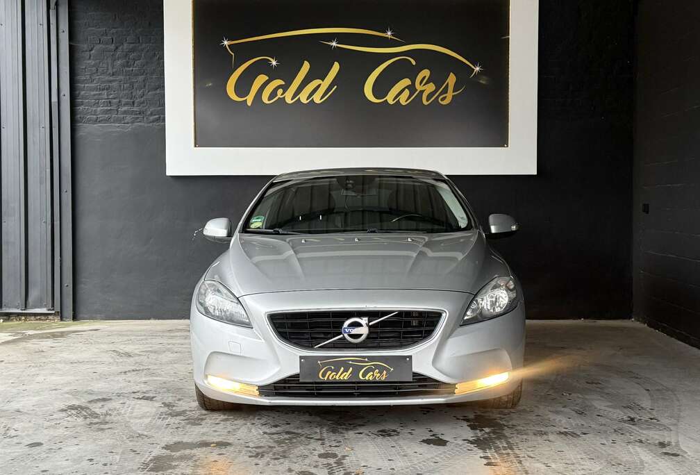 Volvo V40 1.6 D2 Kinetic  EXPORT**