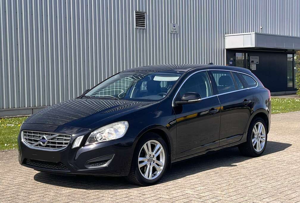 Volvo V60 1.6 D DRIVe Kinetic Start/Stop