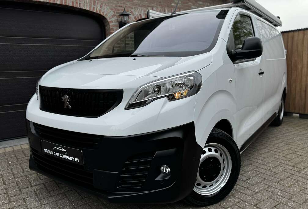 Peugeot  BTW INCL  L2  3ZIT  NAVI  CARPLAY  CAMERA  PDC  ADAPTIVE CRUISE