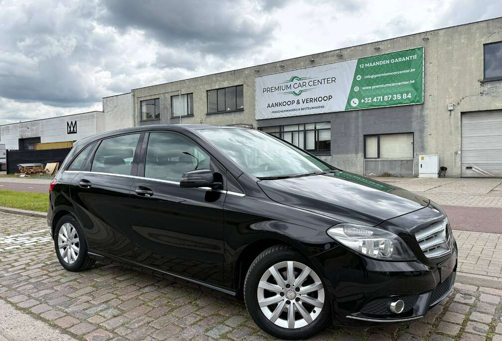 Mercedes-Benz B 180 /  Nieuwstaat / Automaat / 12 Maanden Garantie
