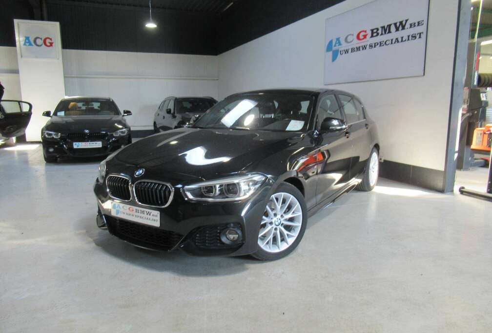 BMW i Automaat M SportPack FULL LED Navigatie Professional Carplay PDC V en achter Leder Full service Historie HiFI Geluid