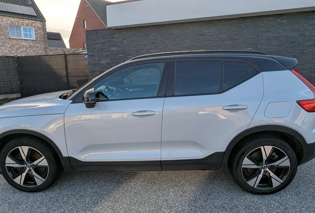 Volvo Volvo XC40 Recharge P8 AWD Ultimate MY22