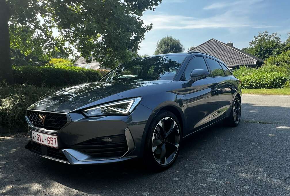 ST e-Hybrid 1.4 DSG (150 kW)