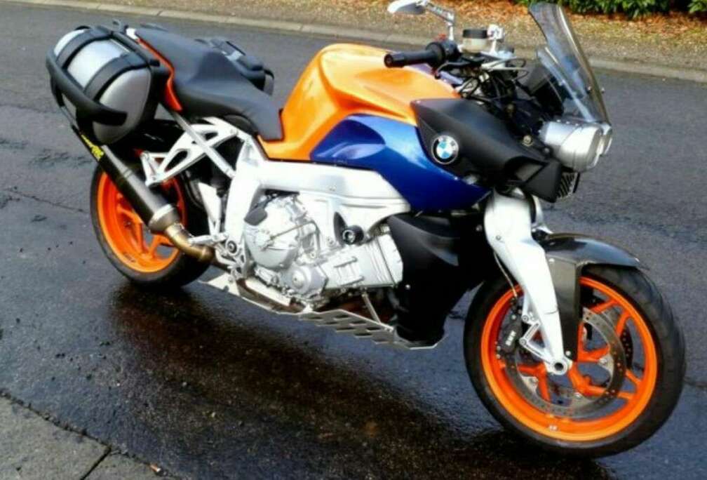 BMW arkra et origine