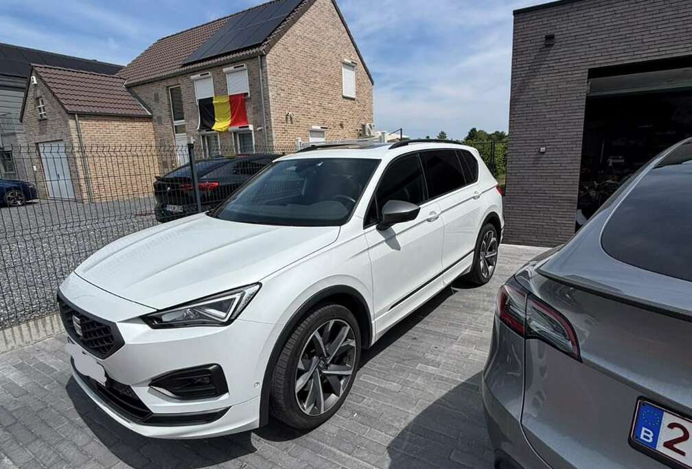 SEAT 2.0 TSI 4Drive FR DSG