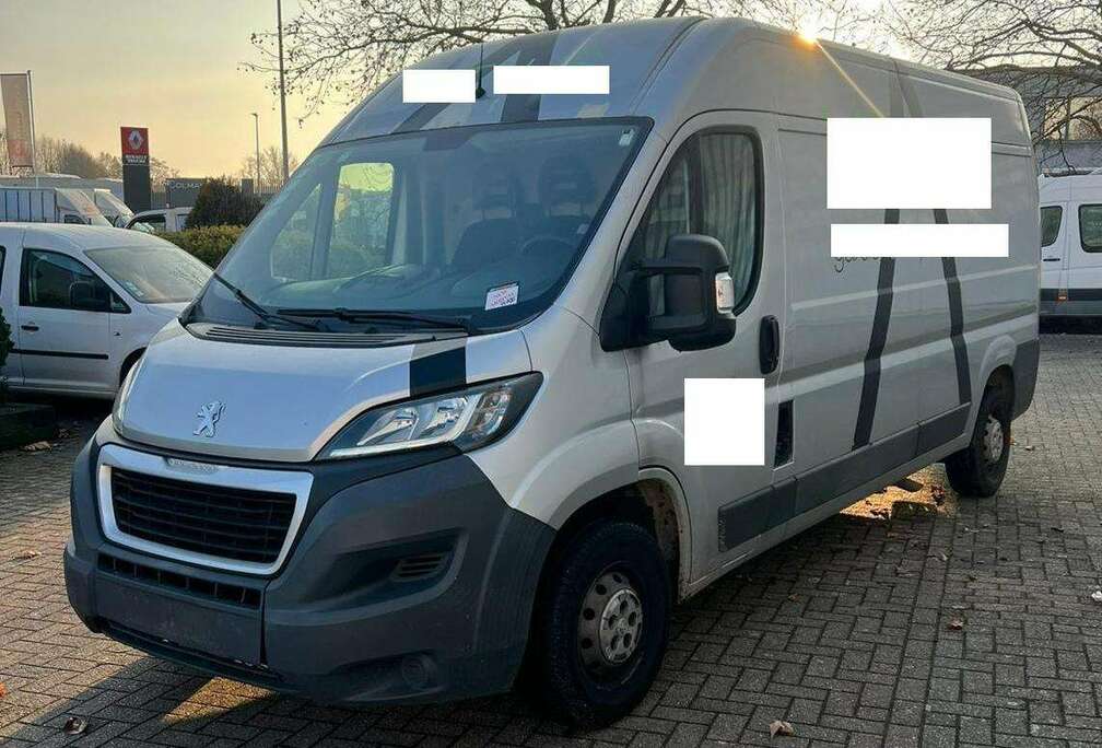 Peugeot (Stock ID 44705)