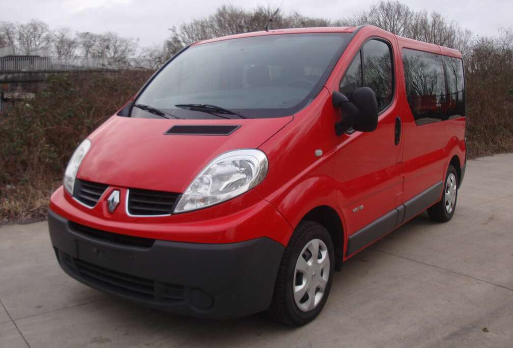 Renault Trafic Passenger 2.0 dCi L1H1 Authentique