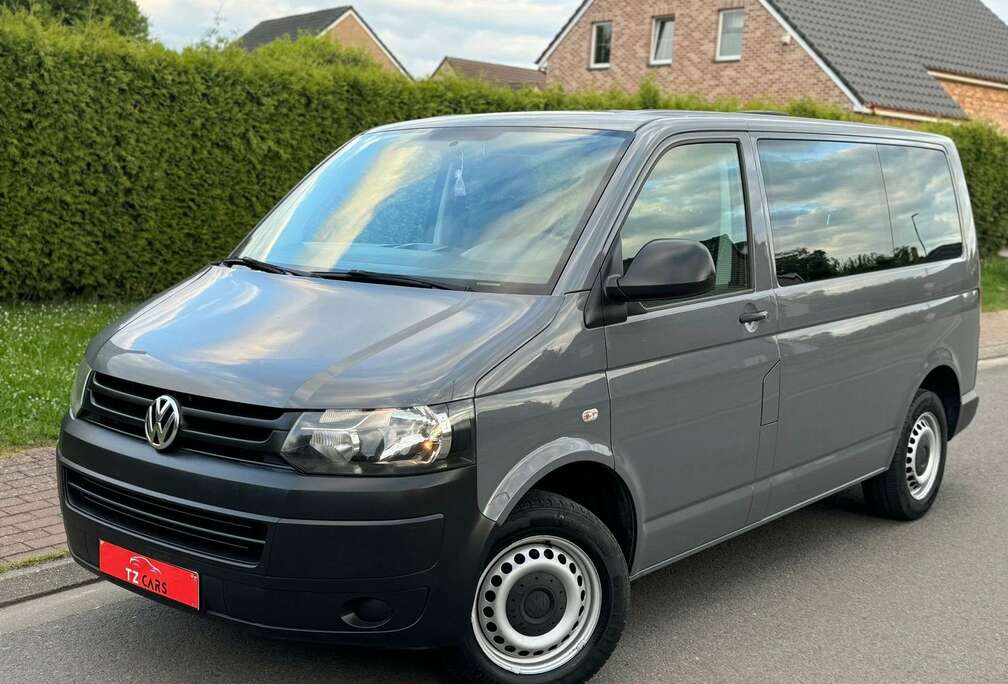 Volkswagen Transporter  MINIBUS 2.0 CR TDi 9 PLACES