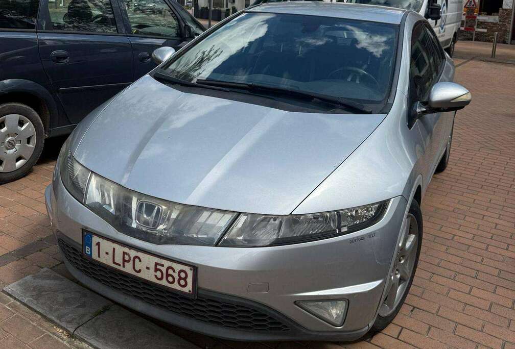 Honda Civic 1.8i 16v VTEC Sport