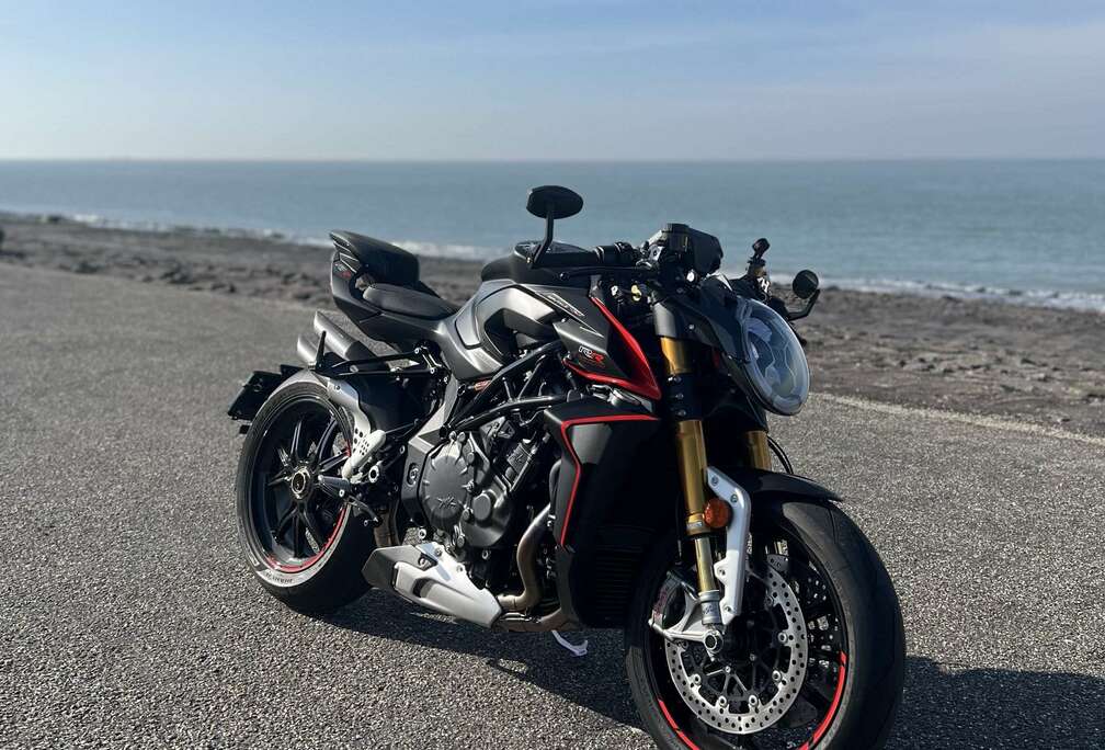 1000 RR