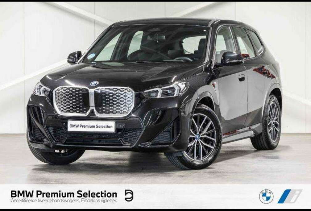 BMW xDrive30 M Sport  TOWB  HUD