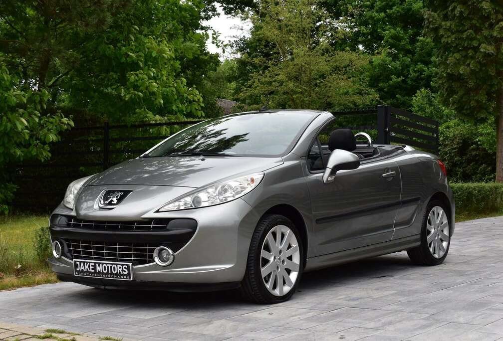 Peugeot CC 1.6i 16v Pack ** AIRCO ** GARANTIE  **