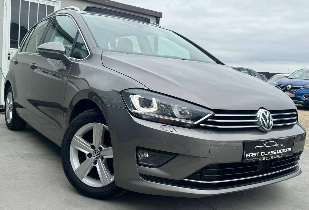 Volkswagen 1.6 CR TDi Highline - TOIT PANO - CUIR - FULL LED - ADAPT CRUISE CONTROL - CAPTEURS AV/AR - PREMIER PROPRIETAIRE - CARNET