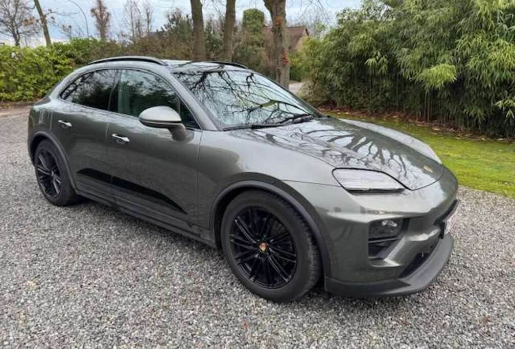 Porsche Macan 4