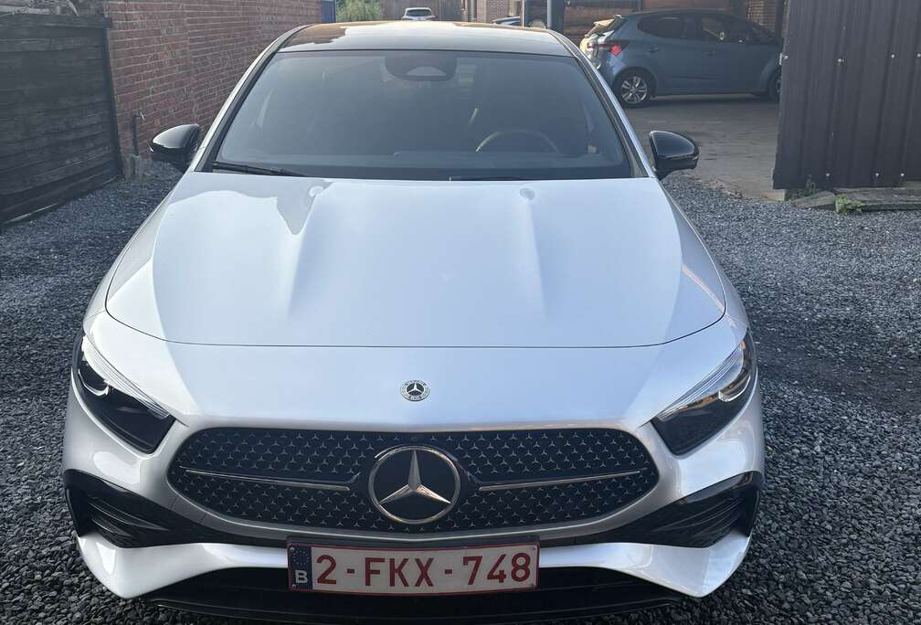 Mercedes-Benz e 8G-DCT AMG Line Advanced Plus