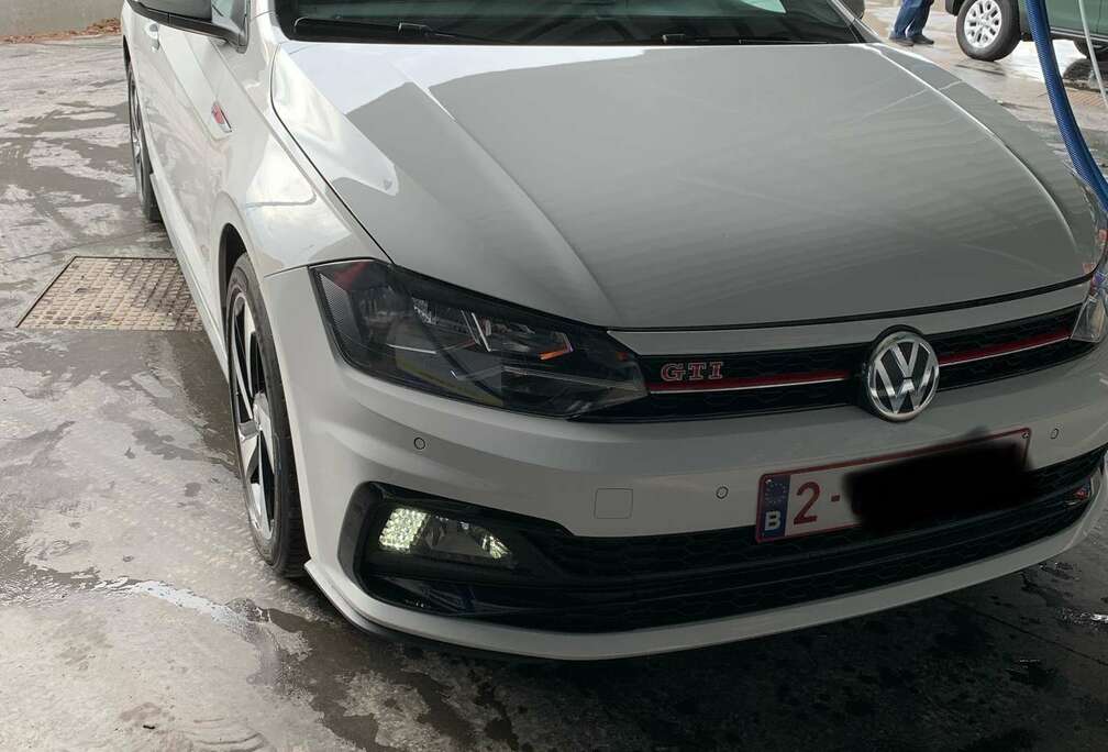 Volkswagen Polo 2.0 TSI DSG GTI