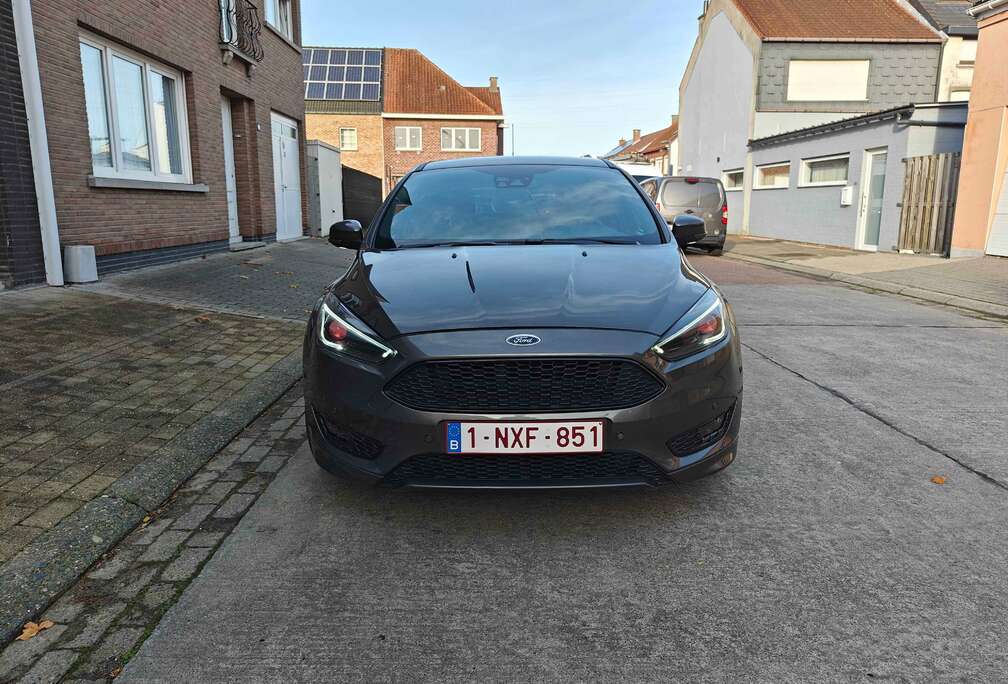 Ford Focus 1.5 EcoBoost Start-Stopp-System Aut. ST-Line