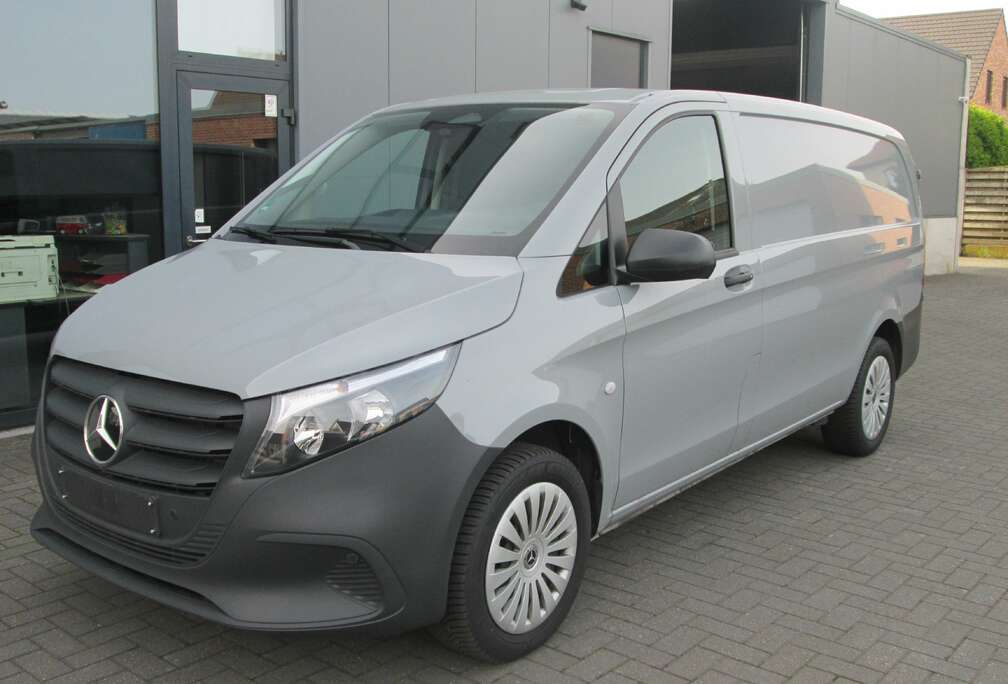 Mercedes-Benz 116 cdi PRO RWD AUT NAVI TREKHAAK 35330 EX