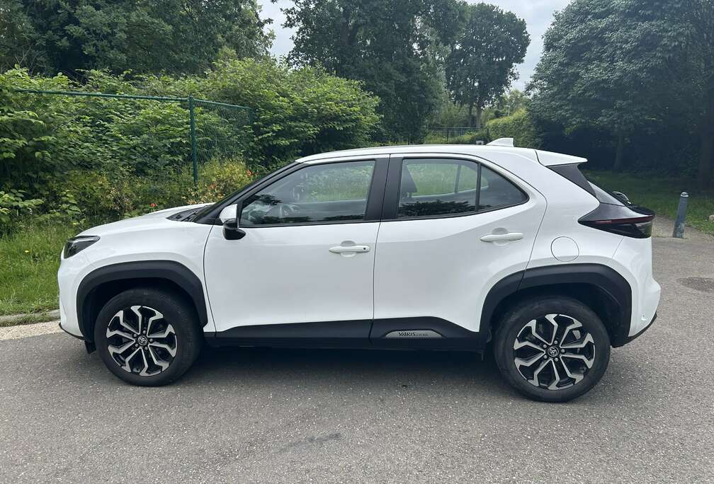 Toyota Hybrid 1.5i VVT-i Adventure E-CVT