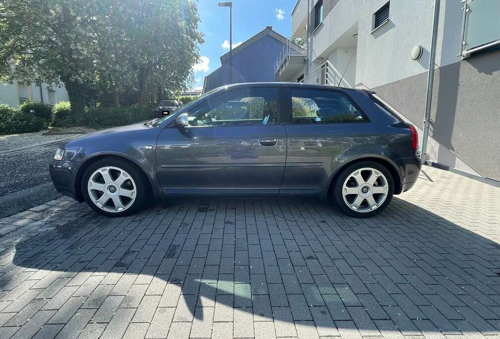 Audi Audi S3 1.8T/209PS/QUATTRO/1.SERIE