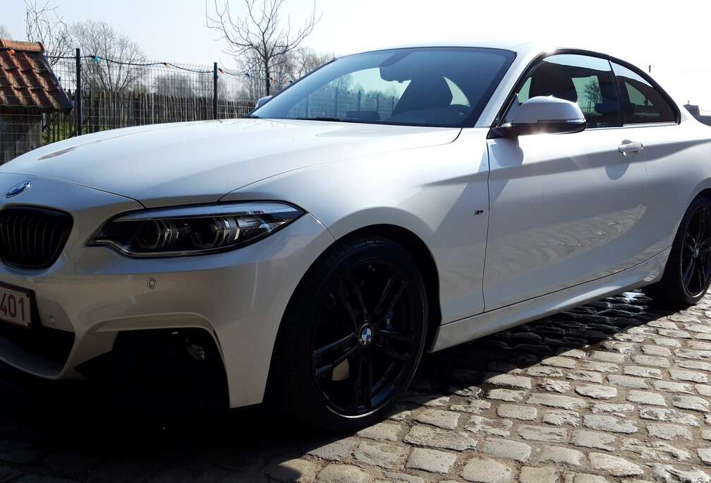 BMW 220i Coupe Aut. M Sport