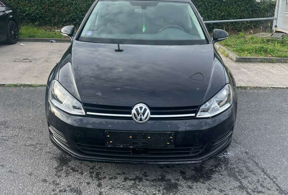 Volkswagen 1.2 TSI BlueMotion Technology DSG Lounge