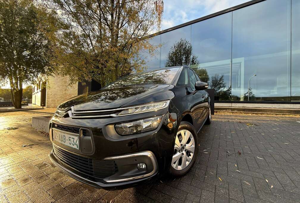 Citroen 1.2i,AUTOMAT,Camera,Car-Play,C.T.+Car-passGARANTI