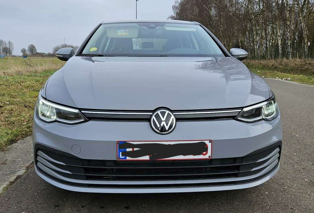 Volkswagen VW Golf 8 2.0 TDI DSG  Très bien équipée
