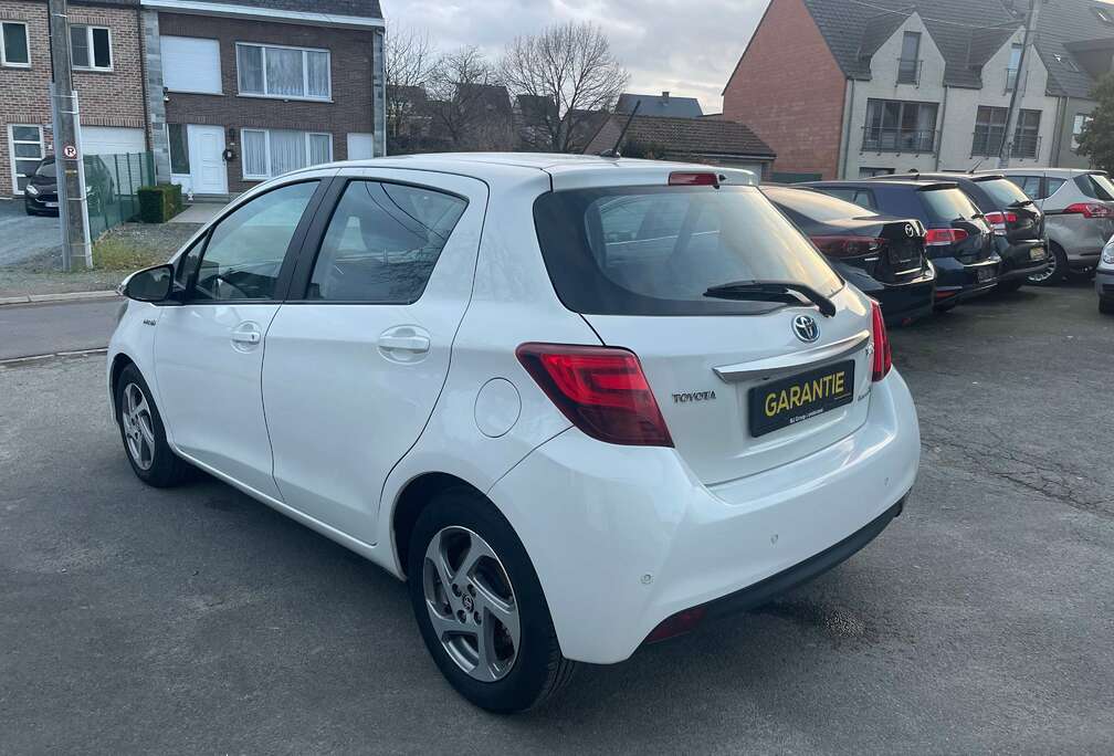 Toyota 1.5 VVT-I Hybrid Navi/Camera/Garantie