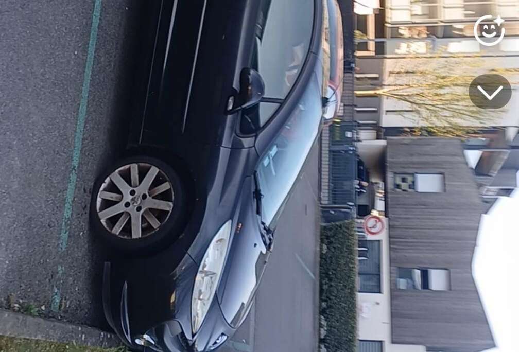 Peugeot 207 CC 1.6 HDi FAP