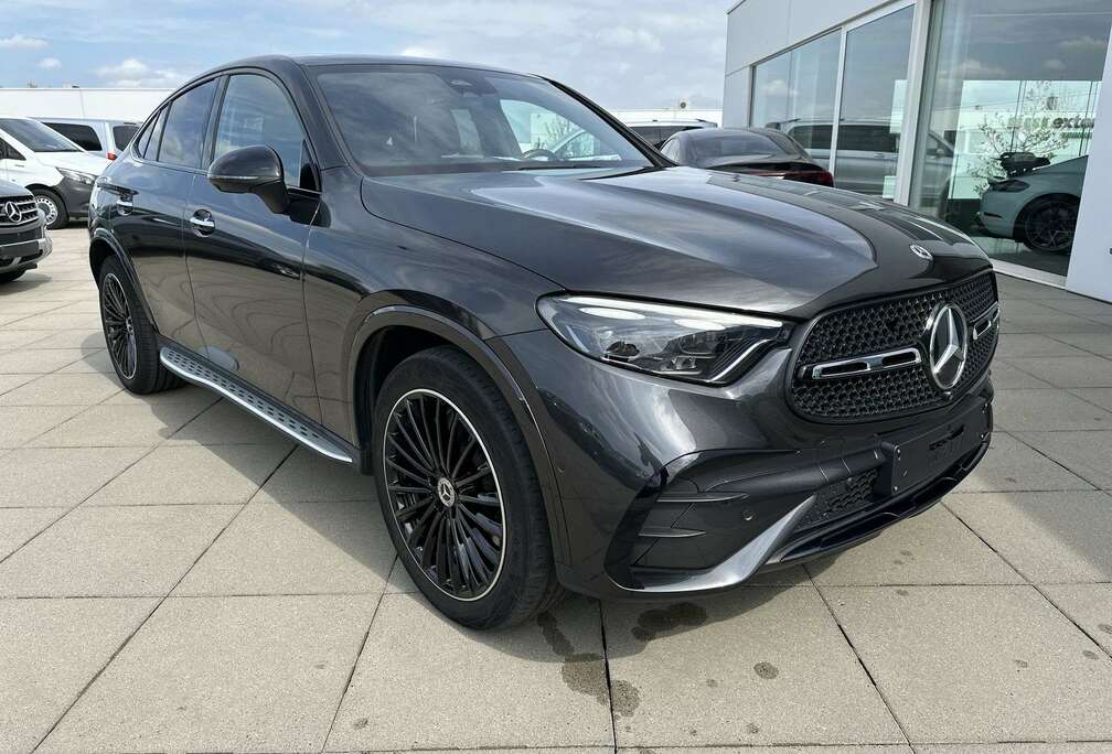 Mercedes-Benz Coupé AMG Line Pano dak Trekhaak  Air Body Control 20\