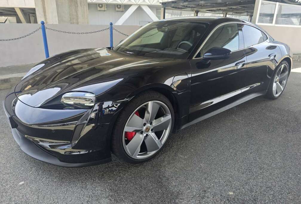 Porsche 4S SPORT 571CH Performance plus battery 1 year