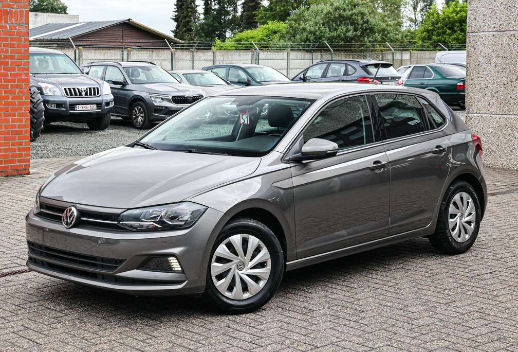 Volkswagen PARKEERSENSOREN-V+A*CRUISE-CONTROLE*MULTIFUNCTIONEEL-STUUR*APPLE-CARPLAY*