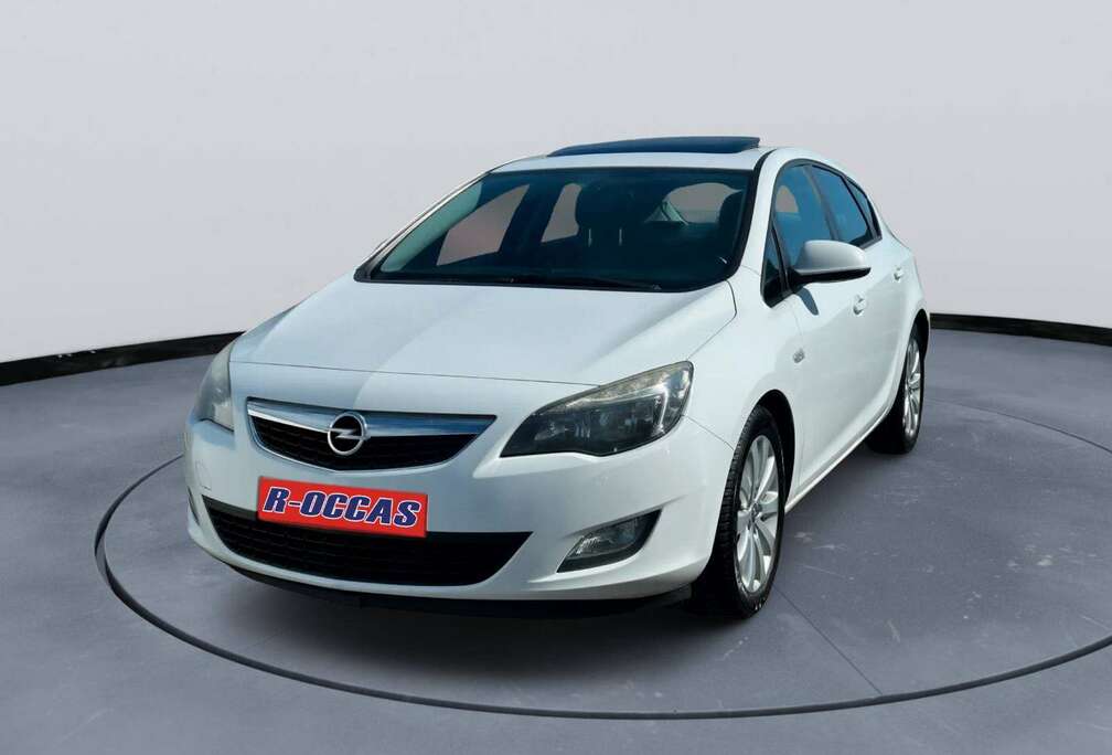 Opel Astra 1.7 CDTi ecoFLEX Sport TOIT OUVRANT CUIR NAVI CLIM
