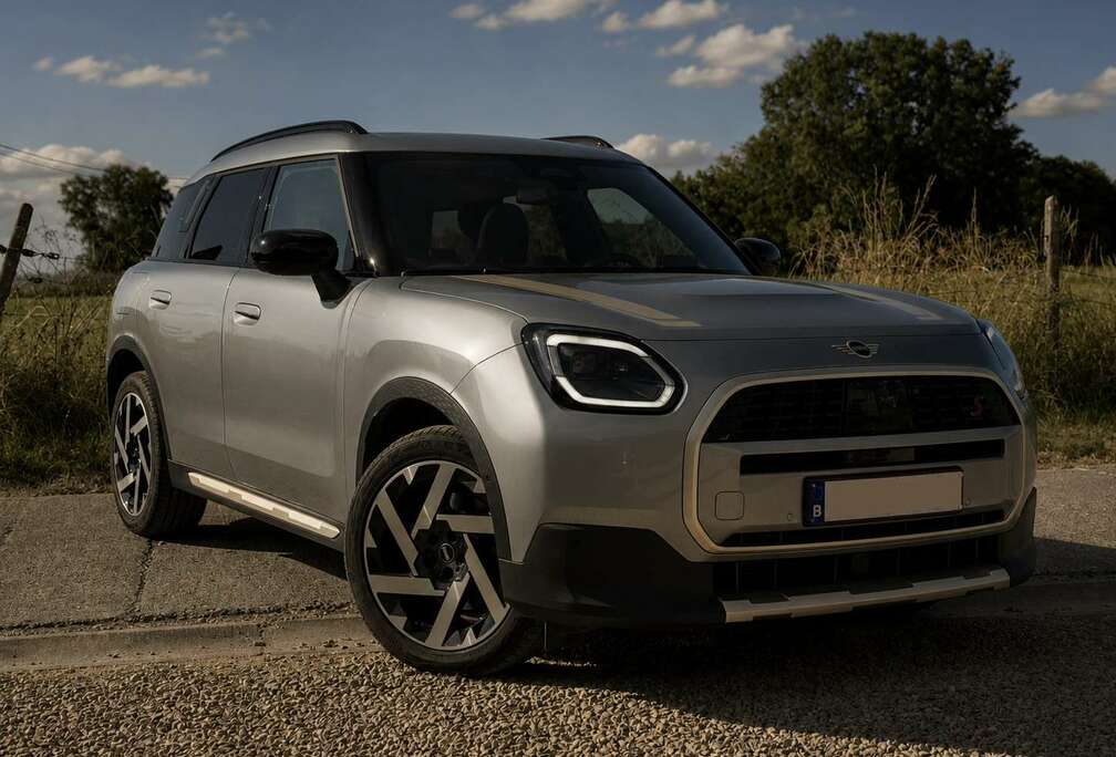 MINI Trim Favoured (Mild Hybride 48V)
