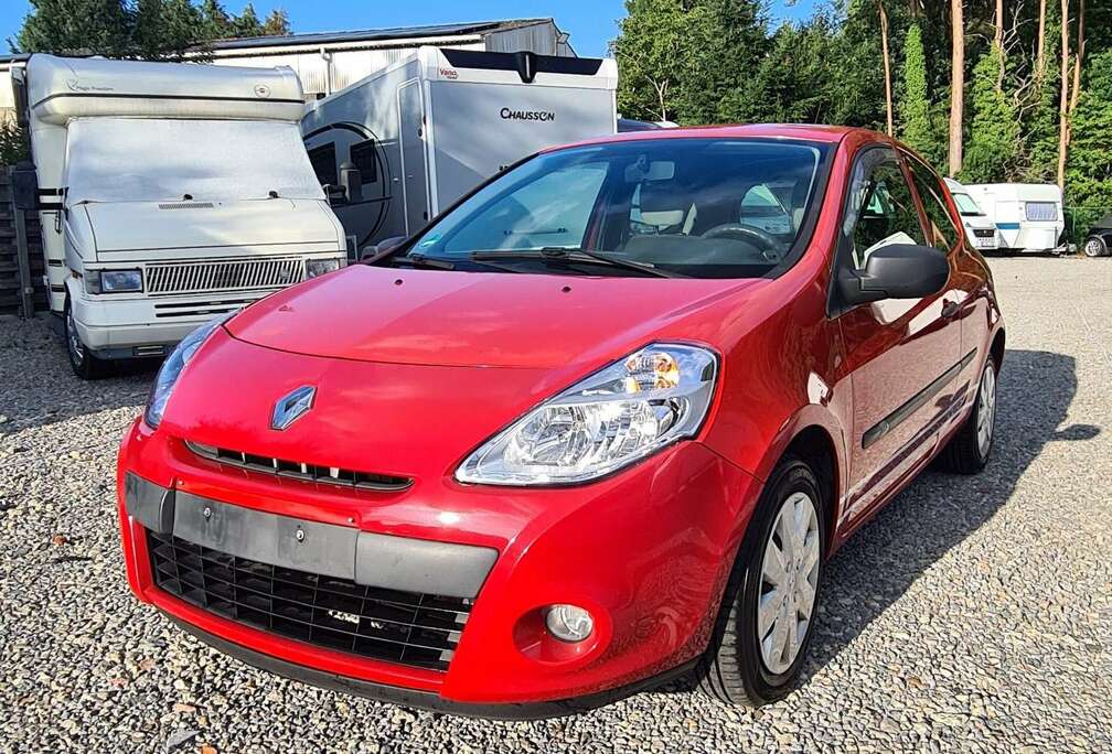 Renault /1.1 Benzine/GEKEURD VOOR VERKOOP/EURO