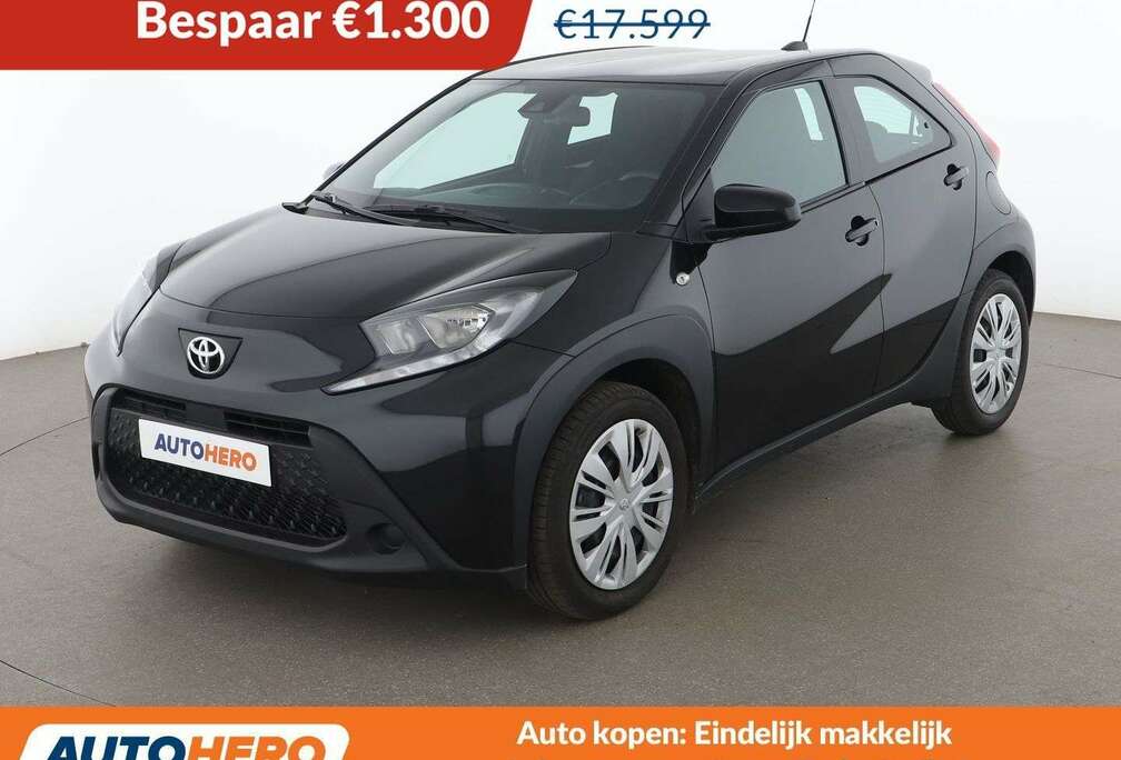 Toyota 1.0 VVT-i Business Edition