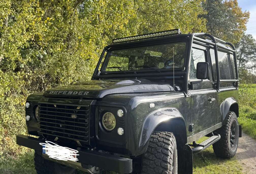 Land Rover 90 DPF Station Wagon SE
