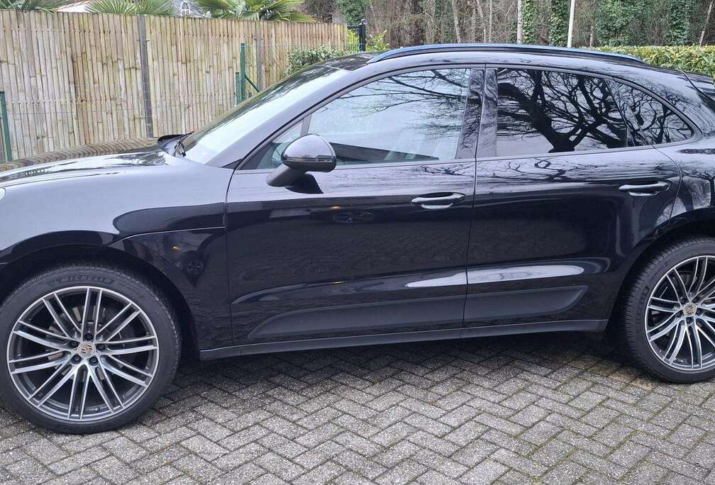 Porsche Macan 2.0 Turbo PDK