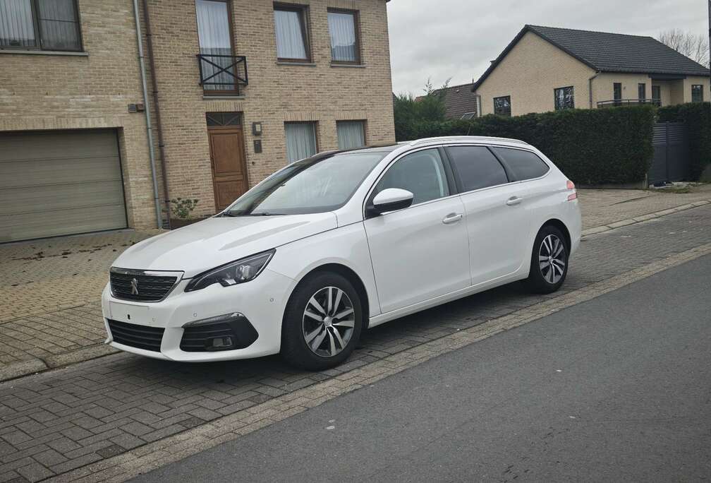Peugeot SW PureTech 130ch S&S EAT8 GT Line