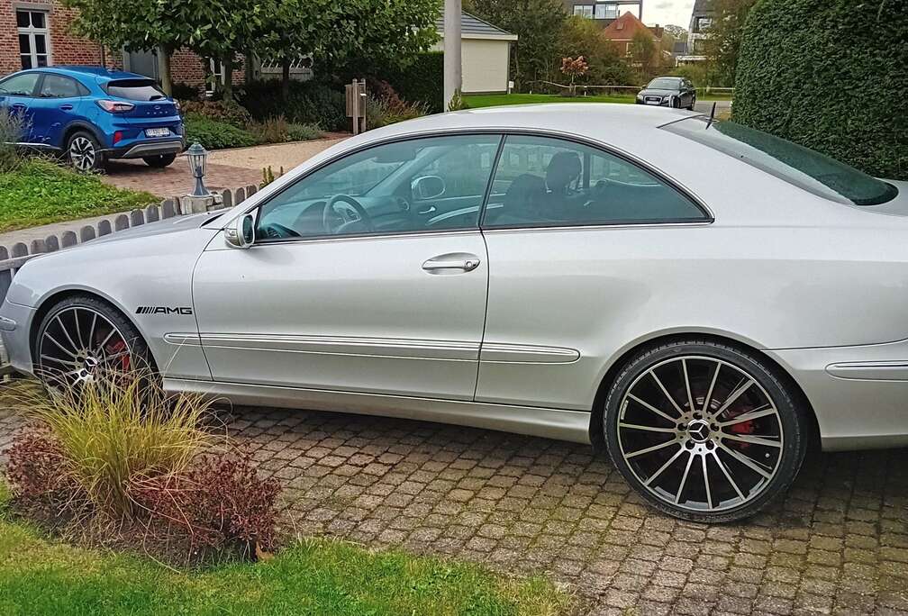 Mercedes-Benz CLK Coupe 270 CDI Elegance