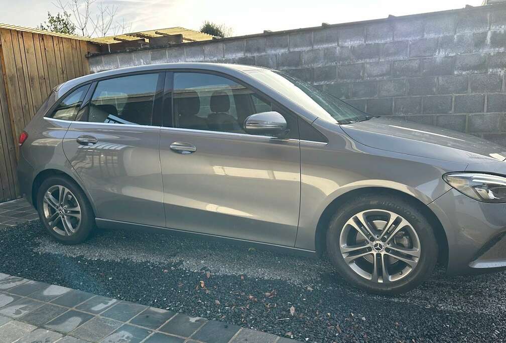 Mercedes-Benz i Automaat Led Navi Leder Camera Dodehoek Lineass