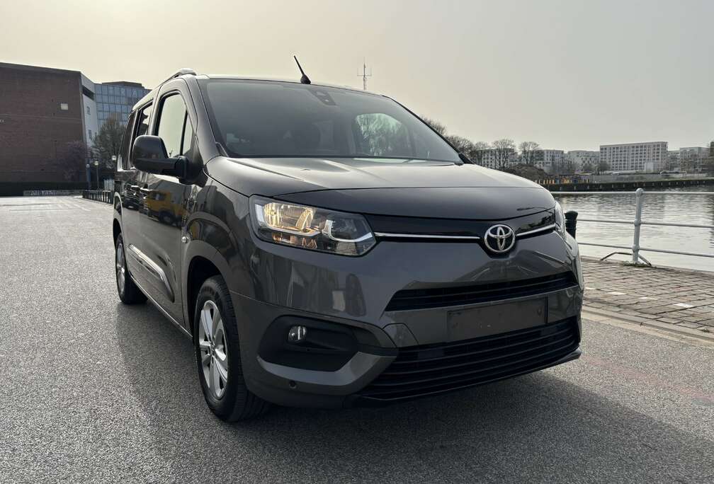 Toyota Proace City Verso SWB 1.5 D-4D Family Family