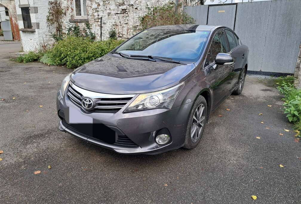 Toyota Avensis 2.0 Turbo D4D 16v Linea Terra DPF