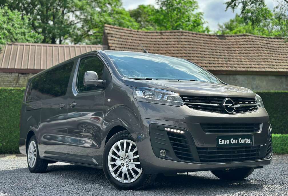 Opel Zafira Life 2.0 TD Bus Inovation 8pl. / CARPLAY
