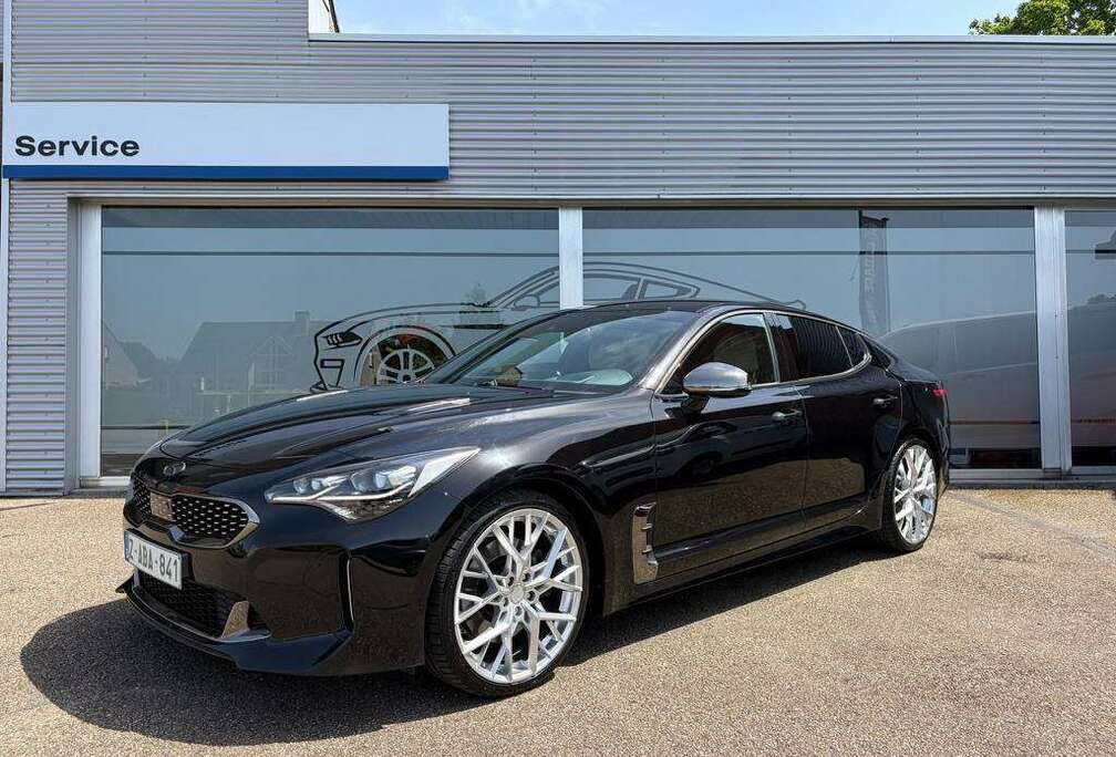 Kia Stinger 2.0 T-GDi GT Line ISG - Perfecte staat - Full option - Garantie - Gekoelde zetels - Overname mogelijk